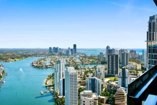 Circle On Cavill Surfers Paradise Apartments-Holiday Paradise - Gold Coast - 9