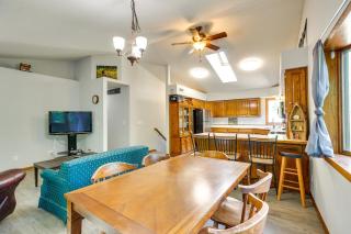 2 Mi to Cedar Lake Quiet Home with Fire Pit and Deck - Faribault - 5