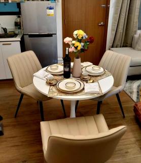 Grandia Suites Tagaytay 2 BR condo with balcony - Tagaytay - 4