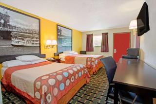 Super 8 by Wyndham Cincinnati-Springdale OH - Springdale - 4
