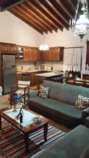 Xenios Cottages - Lofou - 4