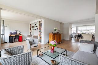 Veeve - Contemporary Heights - Neuilly-sur-Seine - 0