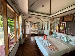 Bangrak Pier Bungalow - Bangrak Beach - 4