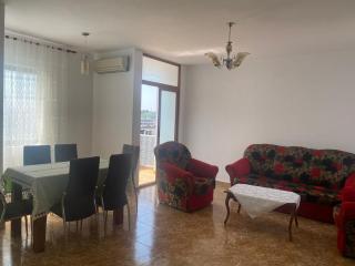 Center of Shkodra Apartment - 2