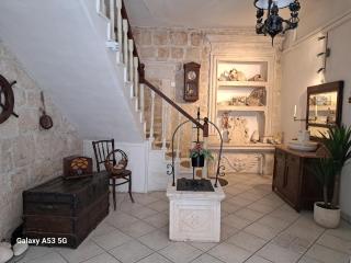 Heritage Rooms Kut - Vis - 8