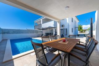 Villa Ema and Ana - 8