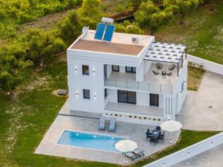 Zenith White Elegant Villa 1 - Kalpaki - 7