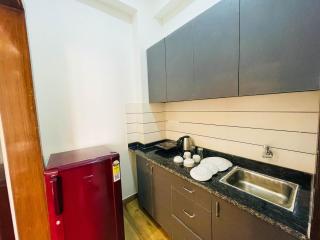 The Empire Suites 1RK Near Max & Fortis Hospital - Gurgaon - 5
