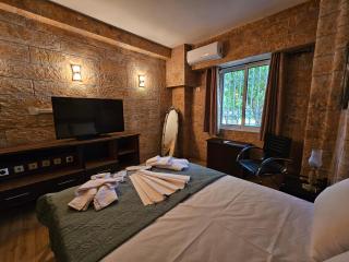Honeywell Inn - Markopoulon - 9
