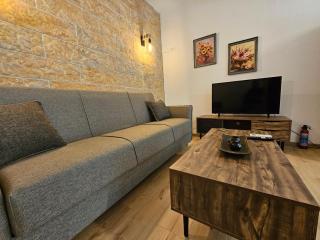 Honeywell Inn - Markopoulon - 0