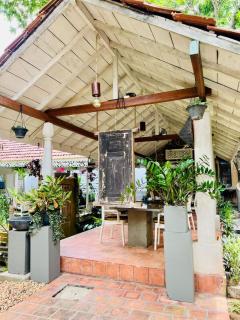 Gomez Place - 6
