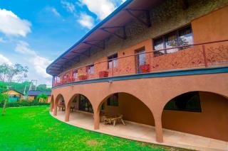 Trois Ore Residences & Green Earth Bistro - 6