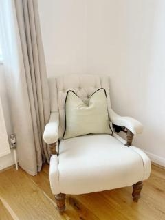 Beautiful Central London Mews, sleeps 4 - 5