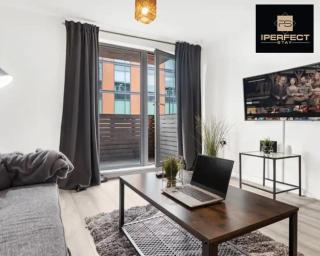 Atlantis 1BDR City Centre By Your Perfect Stay Short Lets Birmingham With Netflix & Free Parking - Birmingham - 1