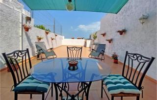 Gorgeous Home In Ador With Wifi - Ador - 1