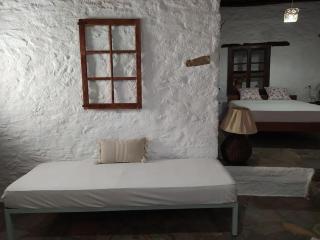 Ano Syros Marvellous oven - Ano Syros - 1