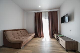 Weekend Family Hotel - Karolino-Buhaz - 4
