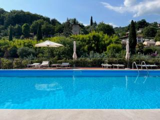 Feli Holiday Home - Panoramic pool lake view in Gardone Riviera - Gardone Riviera - 6