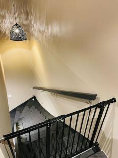 2 floors, 3 bedrooms townhouse. - 6