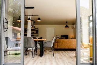 Vakantiewoning op steenworp afstand van strand en havens - 2