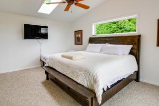 Seiku Vacation Rental with Deck and Ocean Views - 1