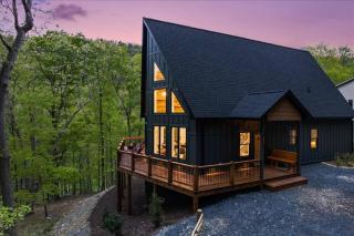 Mountain Retreat Haven-Hot Tub-Game Room - 8