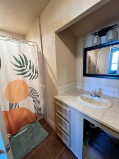 Lakeside Getaway by Lake Conroe - Montgomery - 5