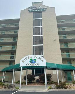 River Place Condos #409 1BD, 2Bath - Pigeon Forge - 6