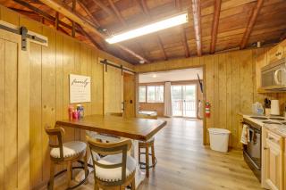 Waterfront Lake Cabin Close to Boating and Fishing! - Lake - 1