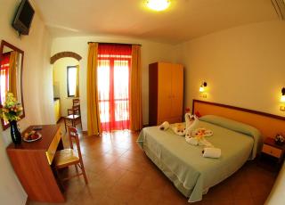 Hotel MARINELLA parking wi-fi spiaggia attrezzata - Capo Vaticano - 9