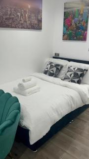 Dynasty Lodge - Manchester - 9