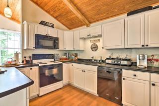 Spacious Family Home on Lake Marion with Boat Ramp! - - 3