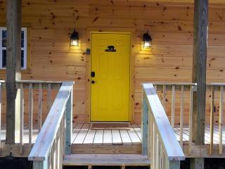Magnolia Den a Pet-friendly Cabin Getaway near Gatlinburg - 6