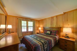 Beach and Kayaks Waterfront Cabin on Lake Pleasant! - Lake Pleasant - 1