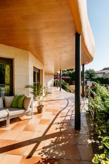 Lushville - Luxurious Villa with Pool in Valencia - 5