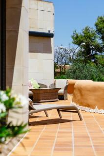 Lushville - Luxurious Villa with Pool in Valencia - 4
