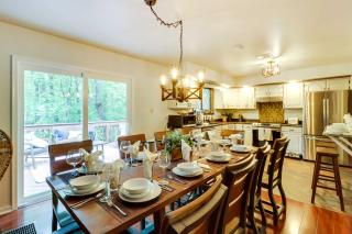 Outdoor Entertainment and Hot Tub Poconos Home! - 4