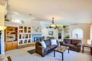 Pool, Bar and Grill Lake Havasu Oasis! - Lake Havasu City - 6