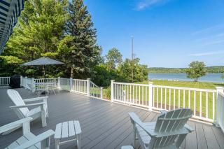 Lake Haven - Suttons Bay - 9