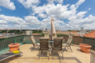 Penthouse with Free PARKING and Free BIKES, wellness 8 min walk - Budapest - 4