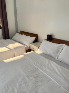 Montana Place Camp & Accommodations - Santa Ana - 0