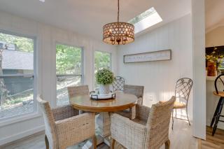 Spacious Decks & Dock: Margaritaville Home! - Osage Beach - 9