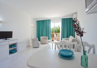 Apartamentos Sol Romántica by DOT Suites - 3