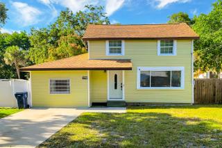 Two-Story Beach Cottage - Palmetto - 8