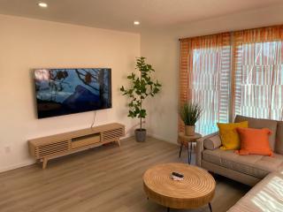 2nd Floor, 2 Bedroom Condo, Sleeps 6 - Lake City - 4