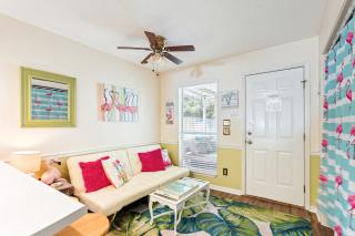 Breezy PCB Vacation Rental with Lanai, Walk to Ocean - Panama City Beach - 3