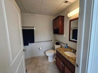 Gorgeous and Spacious Studio at the Historic Inman - 200 - 6