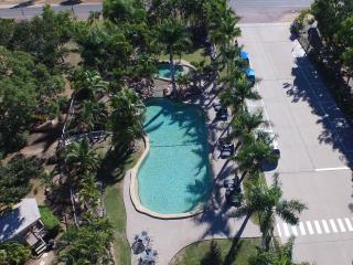 Aussie Outback Oasis Holiday Park - 1