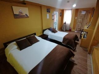 Galapagos Natural Life Hostel - Quito - 4