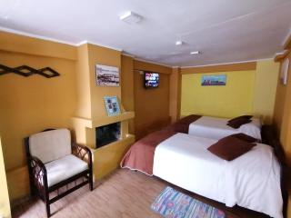 Galapagos Natural Life Hostel - Quito - 6